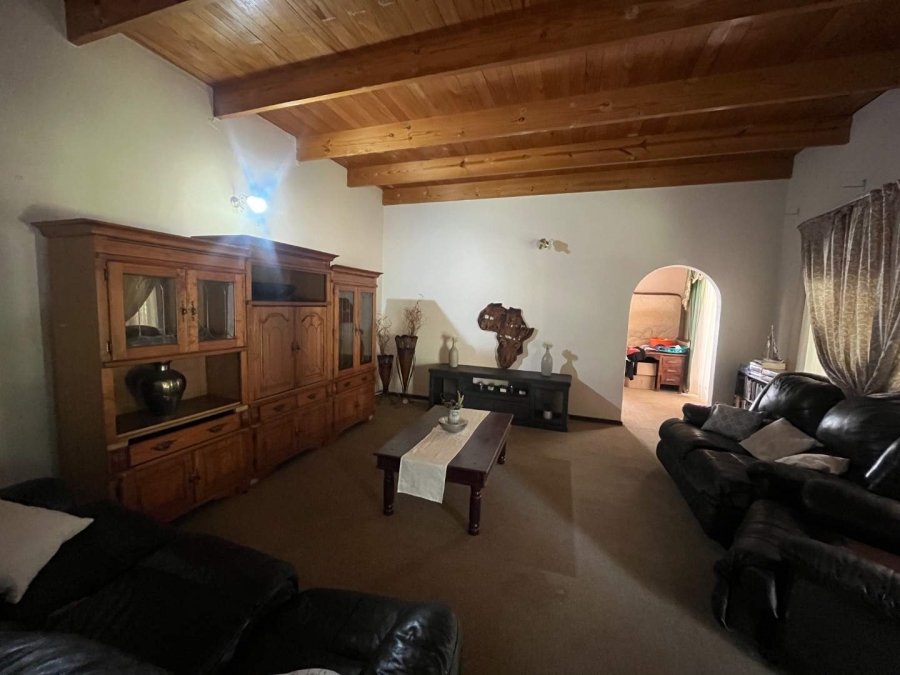 4 Bedroom Property for Sale in Die Rand Northern Cape